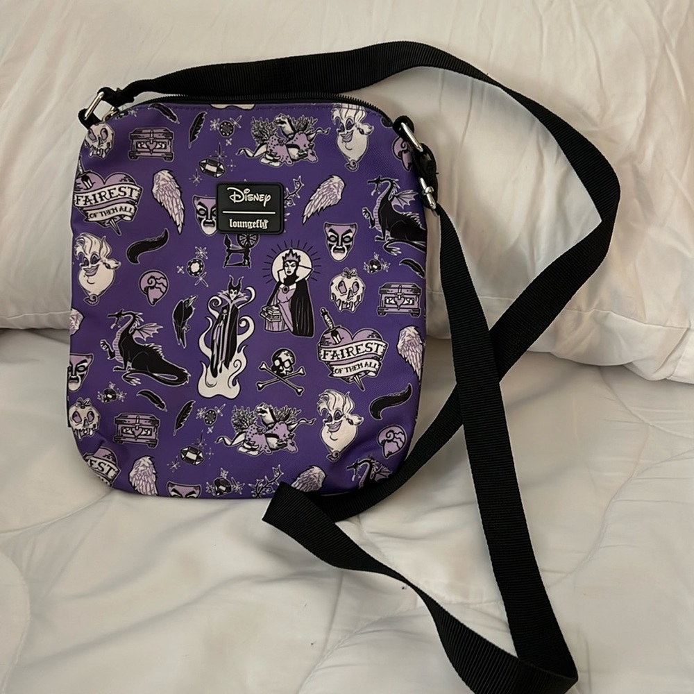 Loungefly villains canvas crossbody bag